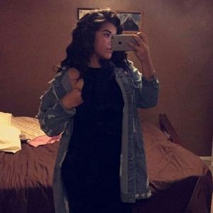 Meet your Posher, Alyssa